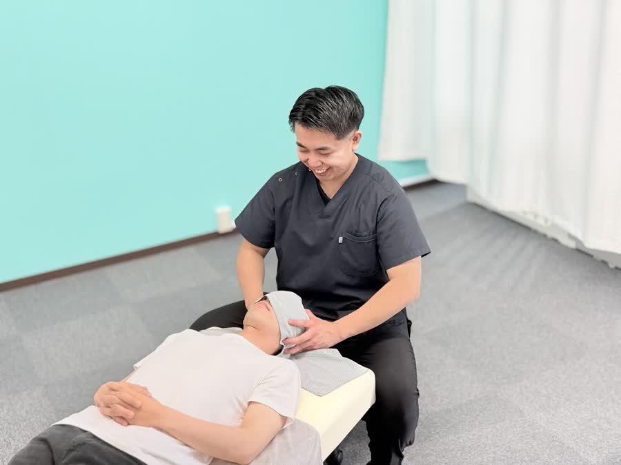 首まわりの施術